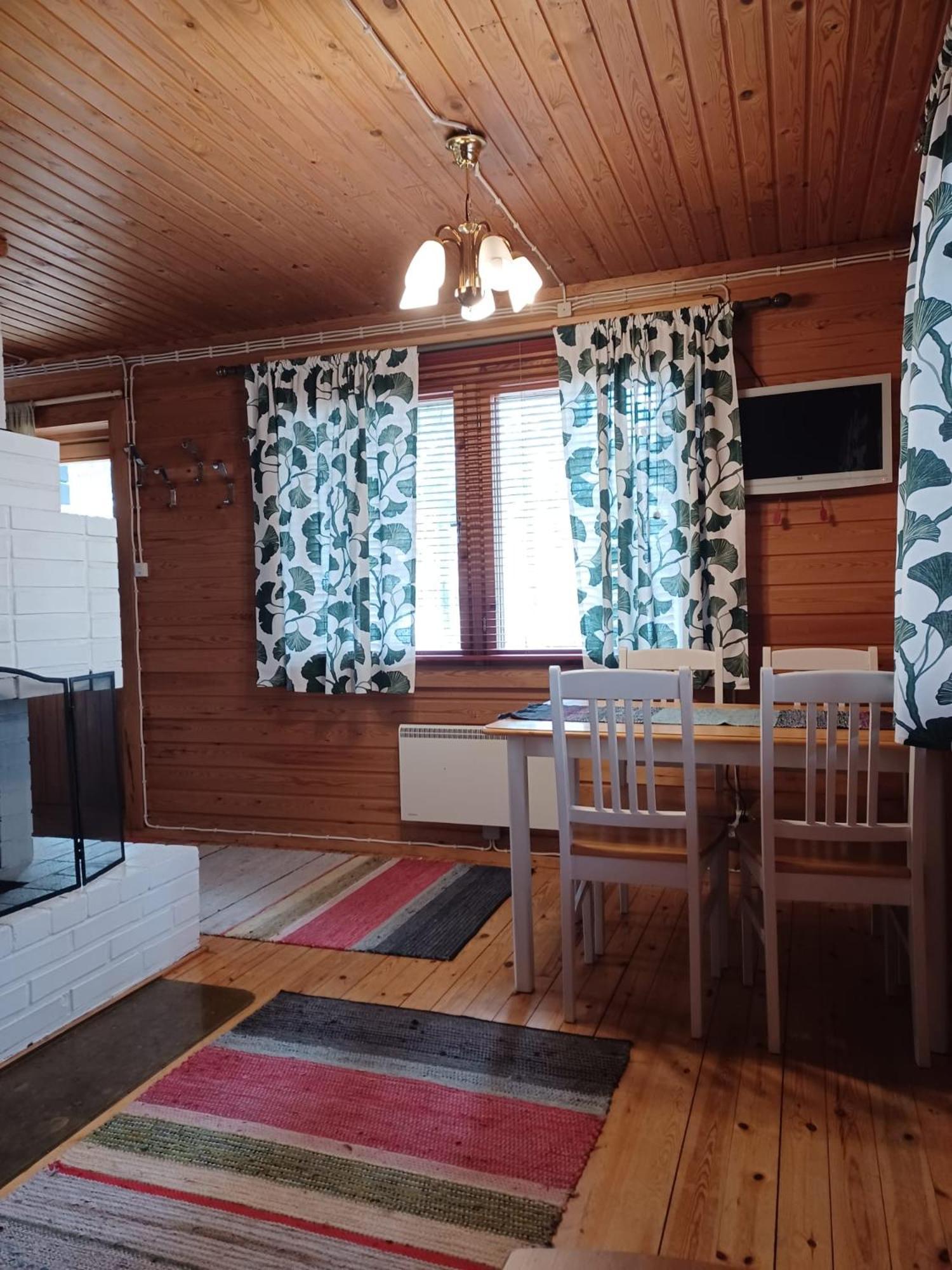 Accommodation And Fishing Vonkale Äänekoski Chambre photo